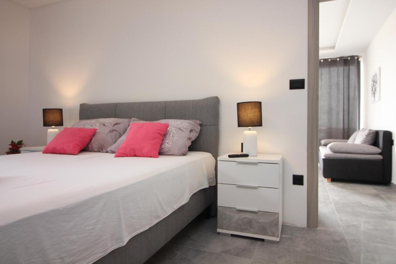 Apartments Toni Primošten Εξωτερικό φωτογραφία